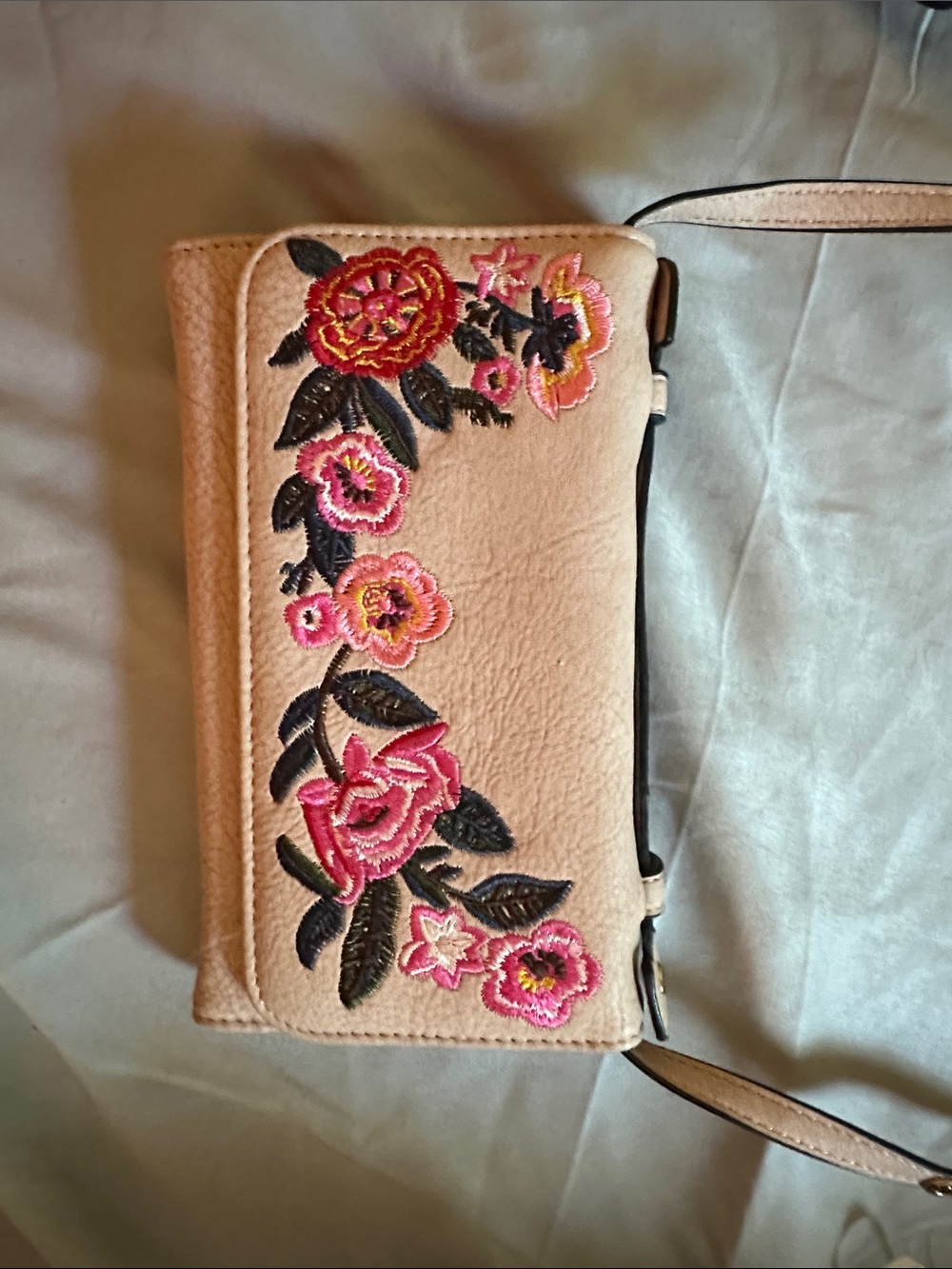 Embroidered Floral Crossbody Wallet - Pink